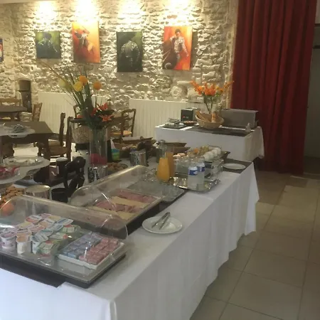 索斯酒店 2* 阿爾勒